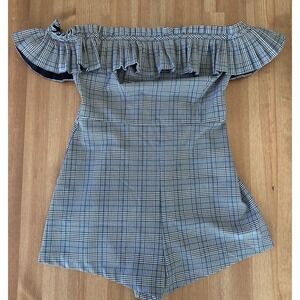Urban Outfitters Women's Romper Plaid Ruffle Off The Shoulder Gray Size 4
